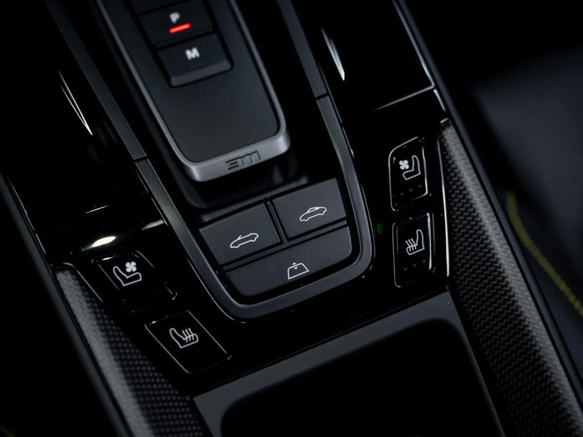 3.6 T-Hybrid Carrera 4 GTS | PCCB | Burmester | Lift | InnoDrive | 18-weg | Carbon |