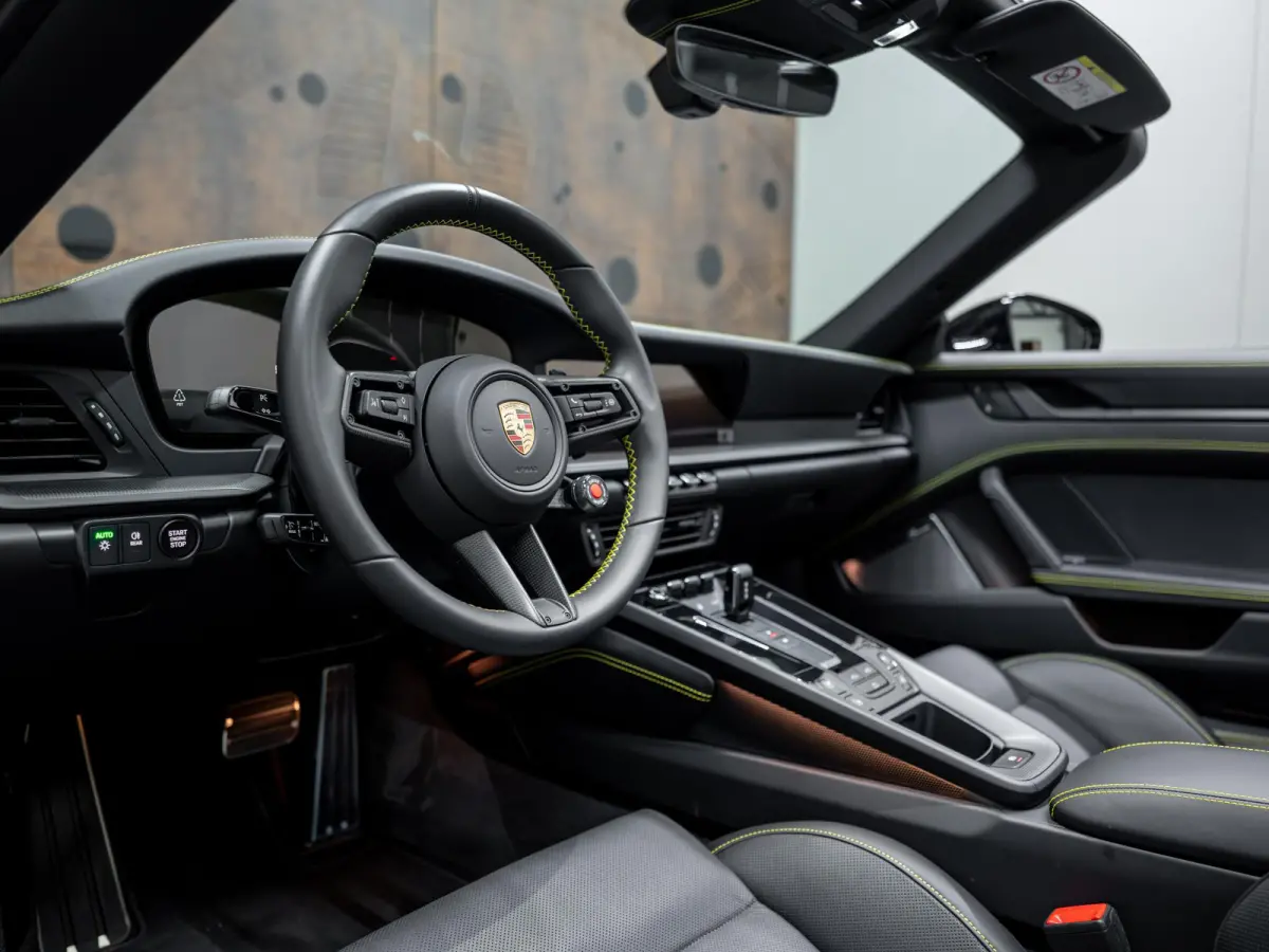3.6 T-Hybrid Carrera 4 GTS | PCCB | Burmester | Lift | InnoDrive | 18-weg | Carbon |