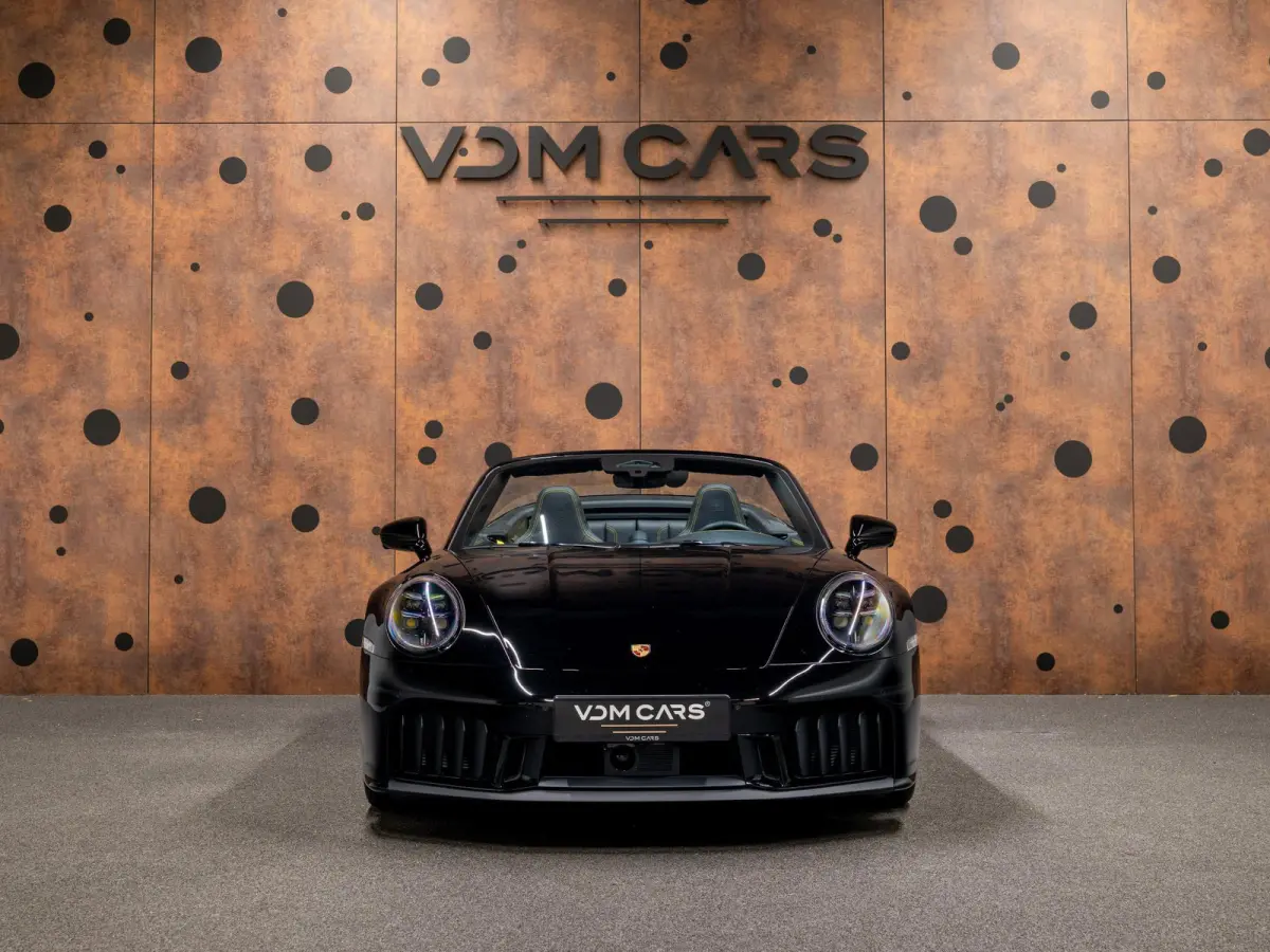 3.6 T-Hybrid Carrera 4 GTS | PCCB | Burmester | Lift | InnoDrive | 18-weg | Carbon |
