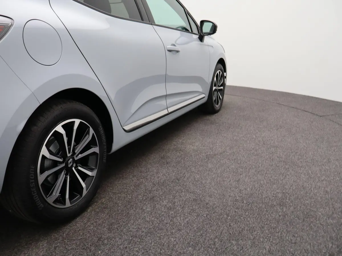 E-Tech full hybrid 145 techno | Stoel- & Stuurverw. | Groot Navigatie |