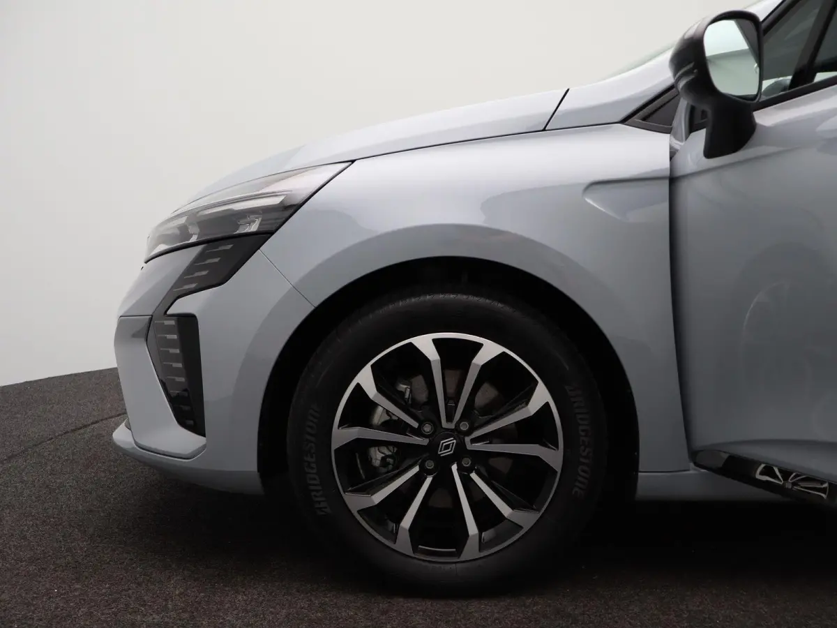 E-Tech full hybrid 145 techno | Stoel- & Stuurverw. | Groot Navigatie |