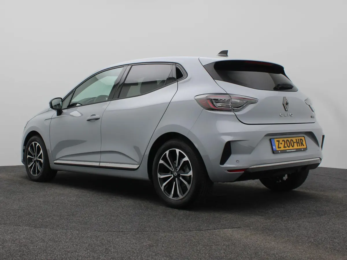E-Tech full hybrid 145 techno | Stoel- & Stuurverw. | Groot Navigatie |