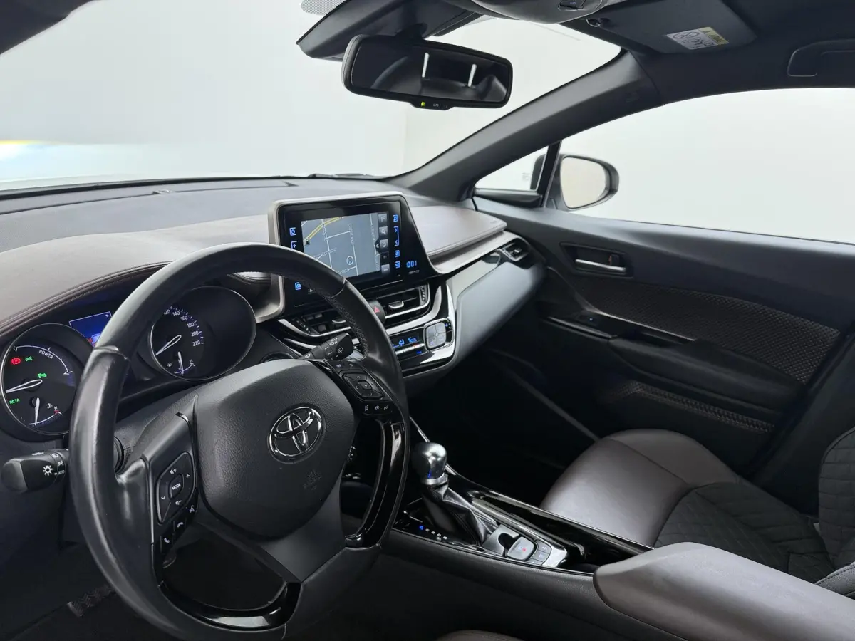 1.8 Hybrid C-Hic | Trekhaak | Achteruitrijcamera | Adaptieve Cruise Control |