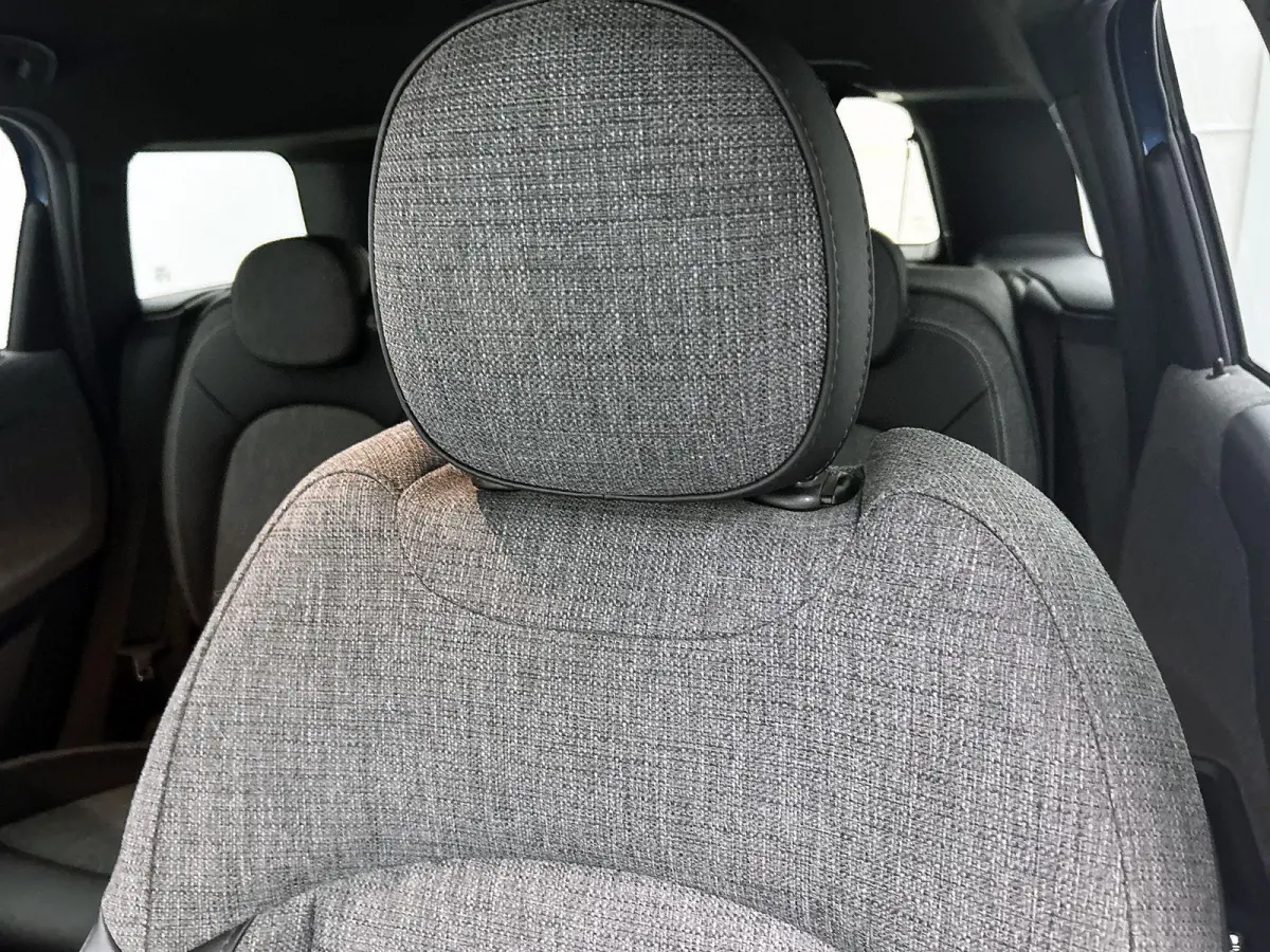 1.5 Cooper Dutch Made Edition | HARMAN KARDON | STOELVERWARMING | NAVIGATIE | 18 INCH VELGEN | ZWART DAK | KLIMAATREGELING