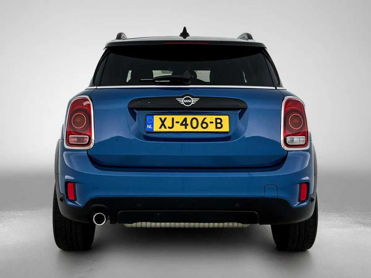 1.5 Cooper Dutch Made Edition | HARMAN KARDON | STOELVERWARMING | NAVIGATIE | 18 INCH VELGEN | ZWART DAK | KLIMAATREGELING