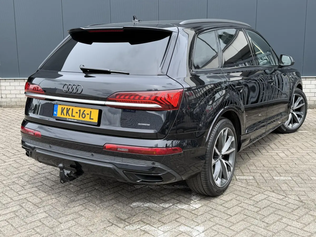 55 TFSI e quattro Pro Line S 21"/SOH 93%/Trekhaak/B&O/Laser LED/Stoelverwarming v+a/Adaptieve cruise/Dodehoek/Keyless/Head-up/Memory
