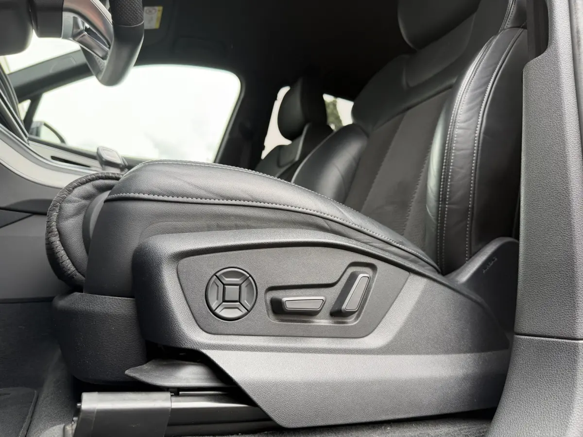 55 TFSI e quattro Pro Line S 21"/SOH 93%/Trekhaak/B&O/Laser LED/Stoelverwarming v+a/Adaptieve cruise/Dodehoek/Keyless/Head-up/Memory