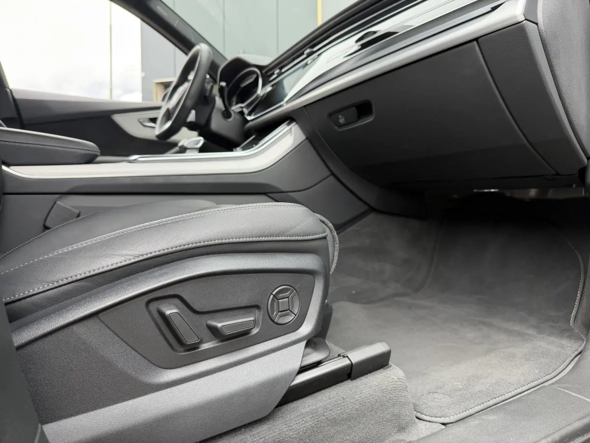 55 TFSI e quattro Pro Line S 21"/SOH 93%/Trekhaak/B&O/Laser LED/Stoelverwarming v+a/Adaptieve cruise/Dodehoek/Keyless/Head-up/Memory