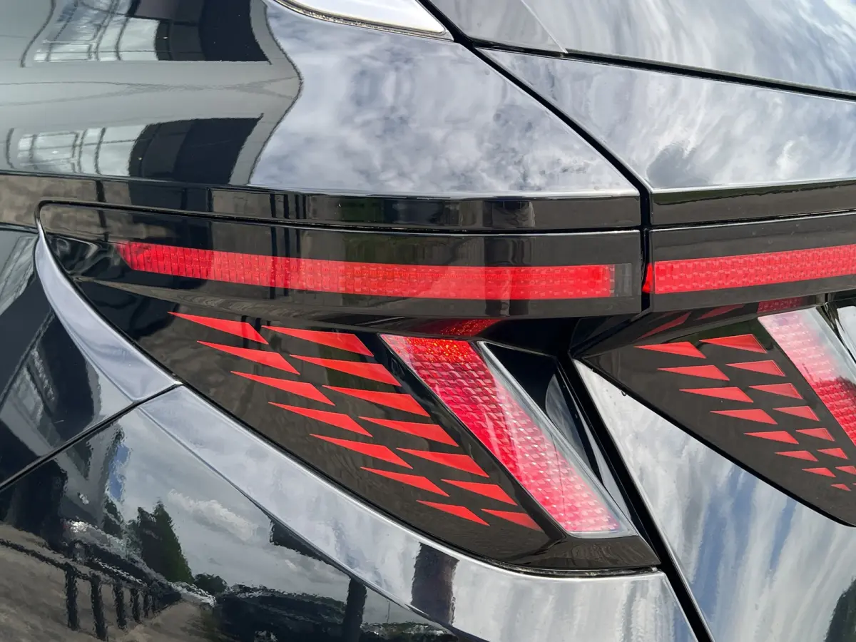 1.6 T-GDI 265pk PHEV Premium 4WD | Lederen bekleding | Carplay | Navigatie | Elektrische achterklep | Full - Led | 360 Camera | KRELL Audio | Elek. Stoelen | Winterpakket | Stoelventilatie |