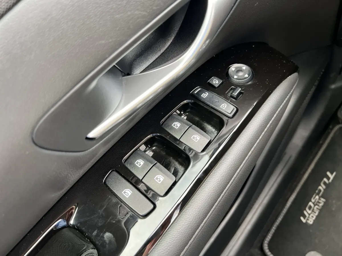 1.6 T-GDI 265pk PHEV Premium 4WD | Lederen bekleding | Carplay | Navigatie | Elektrische achterklep | Full - Led | 360 Camera | KRELL Audio | Elek. Stoelen | Winterpakket | Stoelventilatie |