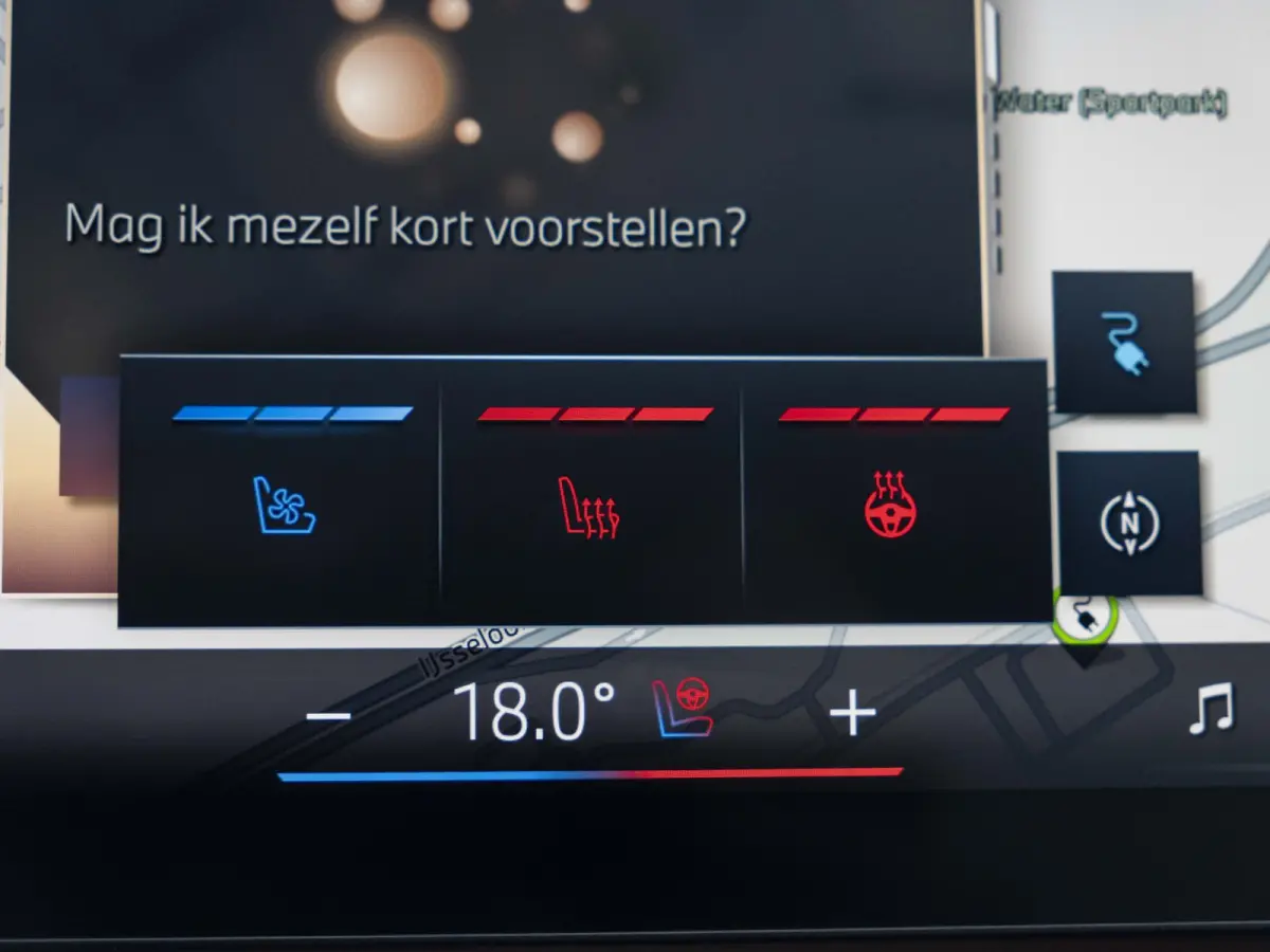 eDrive40 | M Sportpakket Pro | Stuurwielverwarming | Adaptief onderstel Professional | 21 inch | M Stoelen | Driving Assistent Plus | Bowers & Wilkins Audiosysteem | Trekhaak