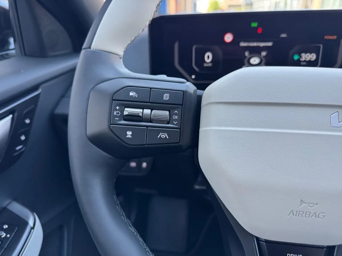 GT-Line Business Edition 84 kWh | Two Tone | Climate control | Stoel verwarming + ventilatie voor | Elektrische voorstoelen met geheugen | 800V systeem