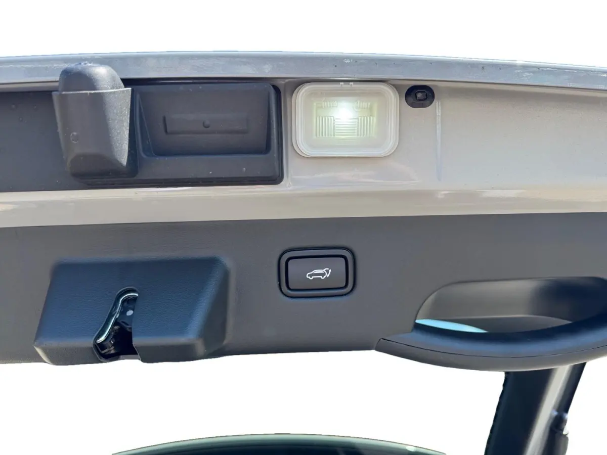 GT-Line Business Edition 84 kWh | Two Tone | Climate control | Stoel verwarming + ventilatie voor | Elektrische voorstoelen met geheugen | 800V systeem