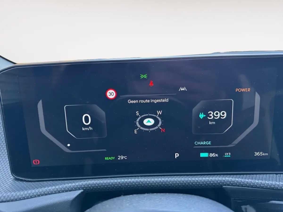 GT-Line Business Edition 84 kWh | Two Tone | Climate control | Stoel verwarming + ventilatie voor | Elektrische voorstoelen met geheugen | 800V systeem