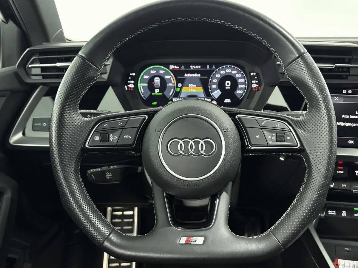 45 TFSI e S edition Competition PHEV | Airco | Apple Carplay | Android Auto | Cruise Control | Electronic Climate Controle | Extra Getint Glas | Full LED Koplampen | Lederen Stuurwiel | Mult