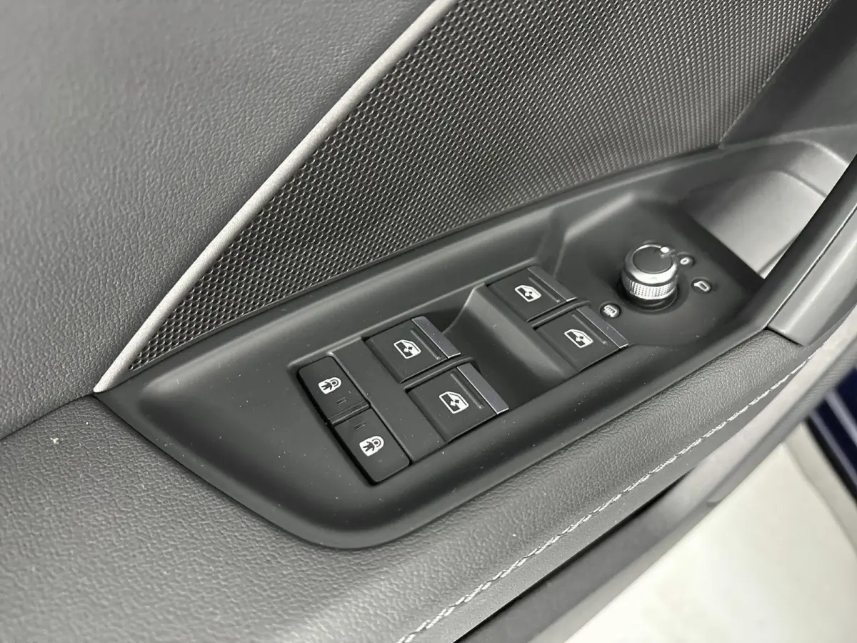 45 TFSI e S edition Competition PHEV | Airco | Apple Carplay | Android Auto | Cruise Control | Electronic Climate Controle | Extra Getint Glas | Full LED Koplampen | Lederen Stuurwiel | Mult