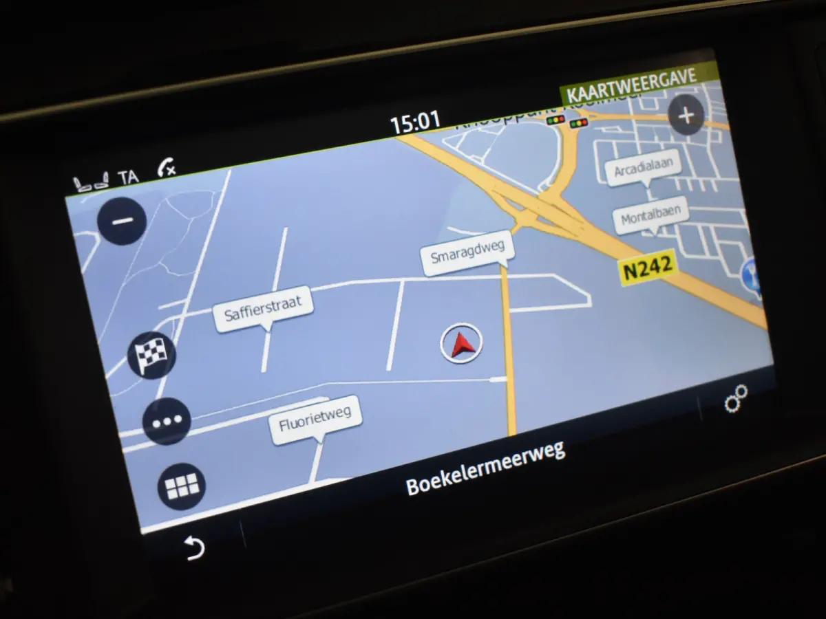 2.0 Portfolio AWD 30t 300pk AUTO | Lederen bekleding | Elektrisch verstelb. voorstoelen | Panoramadak | Trekhaak | Elektrische achterklep | Cruise control | Achteruitrijcamera | 18" LMV