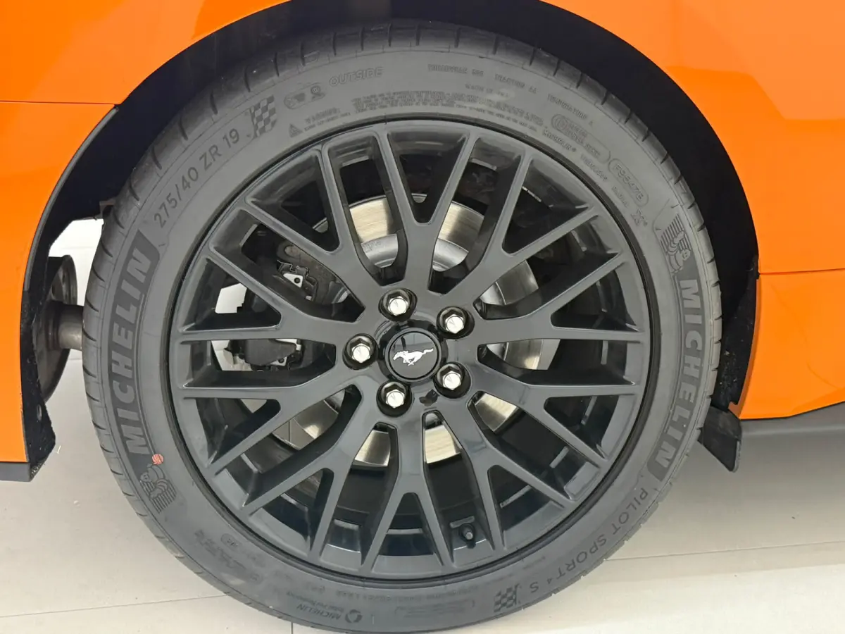 USA 5.0 V8 GT Performance Carbon Pack WEEKACTIE