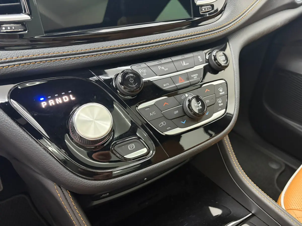 3.6 V6 Hybride Pinnacle