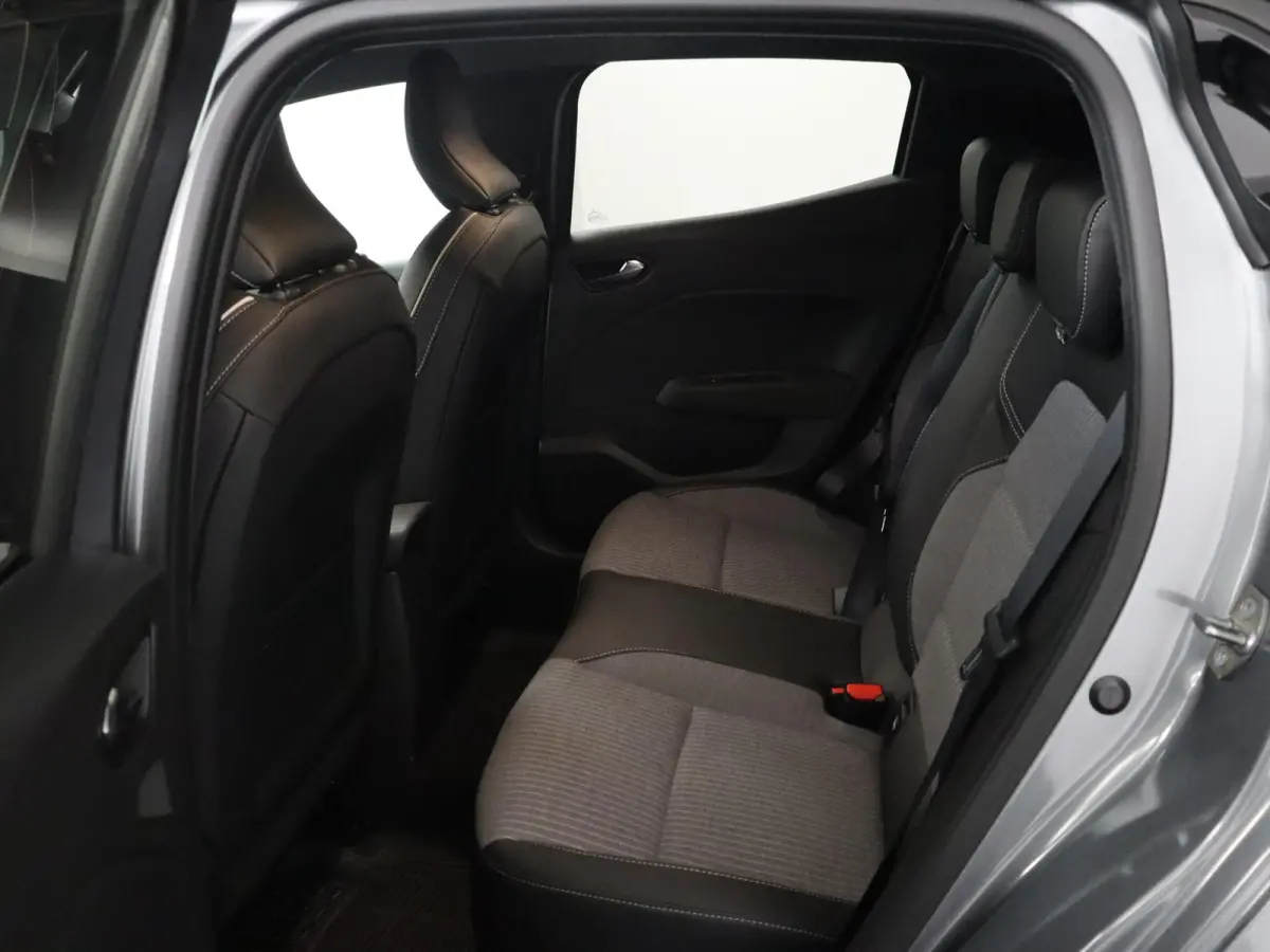 techno TCe 90 | Groot Navigatie | Parkeercamera | Climate Control |