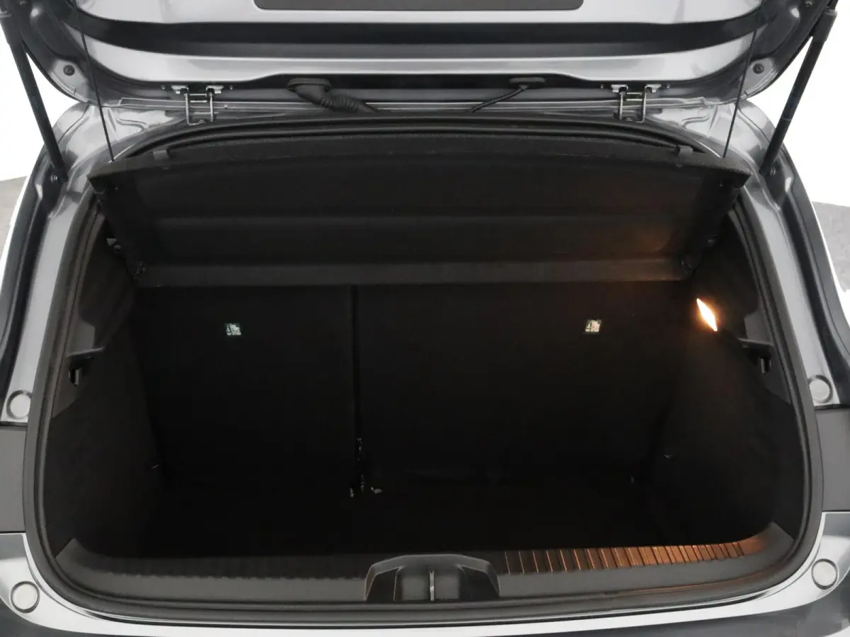 techno TCe 90 | Groot Navigatie | Parkeercamera | Climate Control |