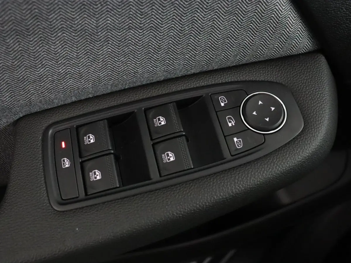 techno TCe 90 | Groot Navigatie | Parkeercamera | Climate Control |