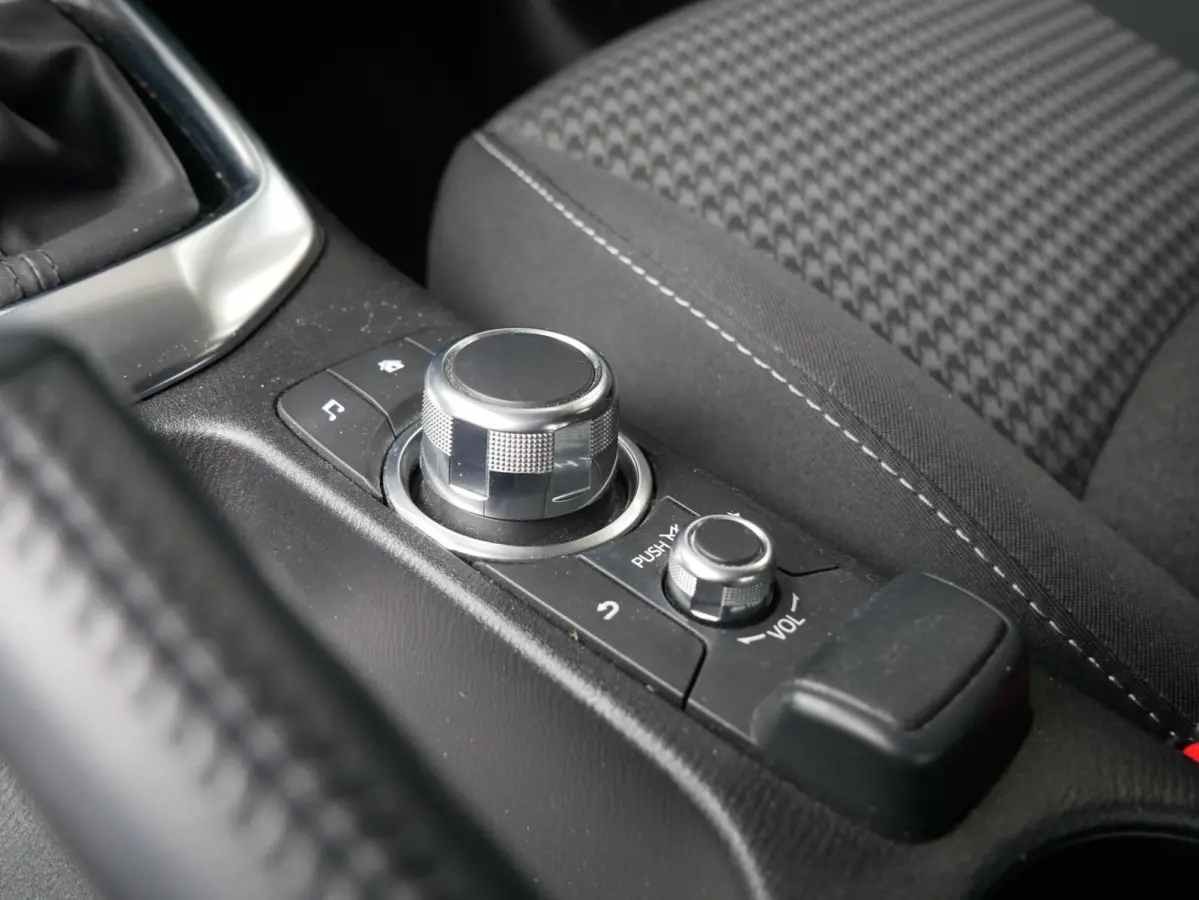 1.5 Skyactiv-G GT-M TOP STAAT| Dealer onderhouden| LED