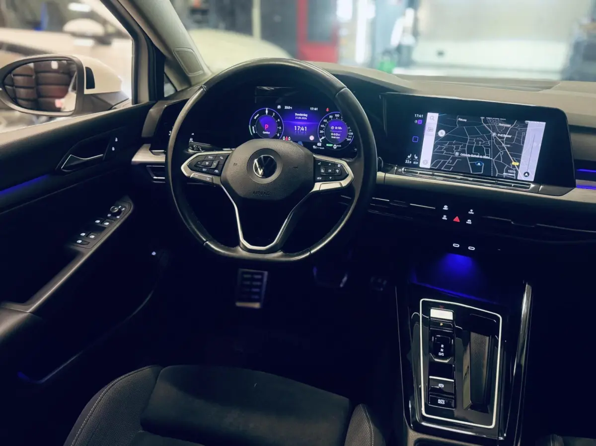 1.4 TSI eHybrid DSG STYLE Navi/ CarPlay/ ACC