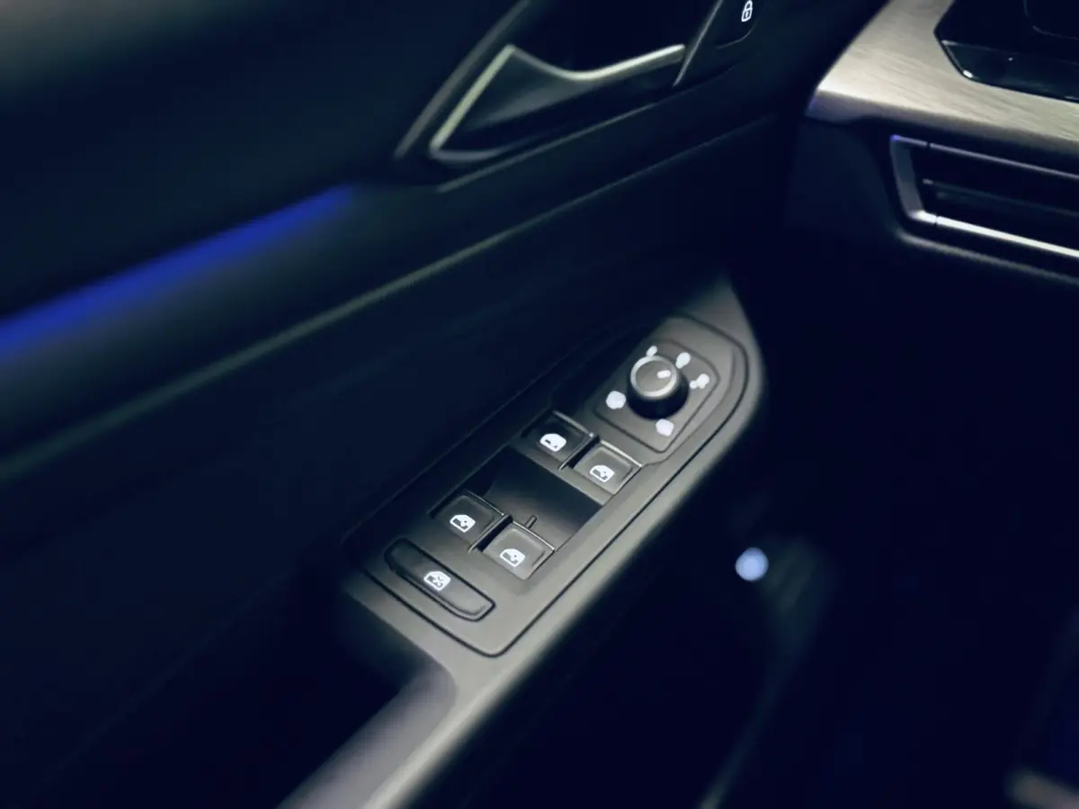 1.4 TSI eHybrid DSG STYLE Navi/ CarPlay/ ACC