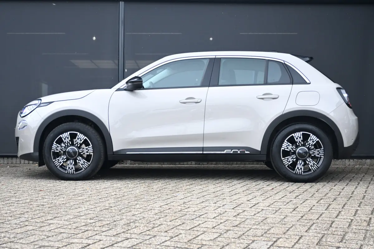 1.2 Hybrid Urban | Pack Style + Comfort | Navigatie | Stoelverwarming | Voorruitverwarming | !!