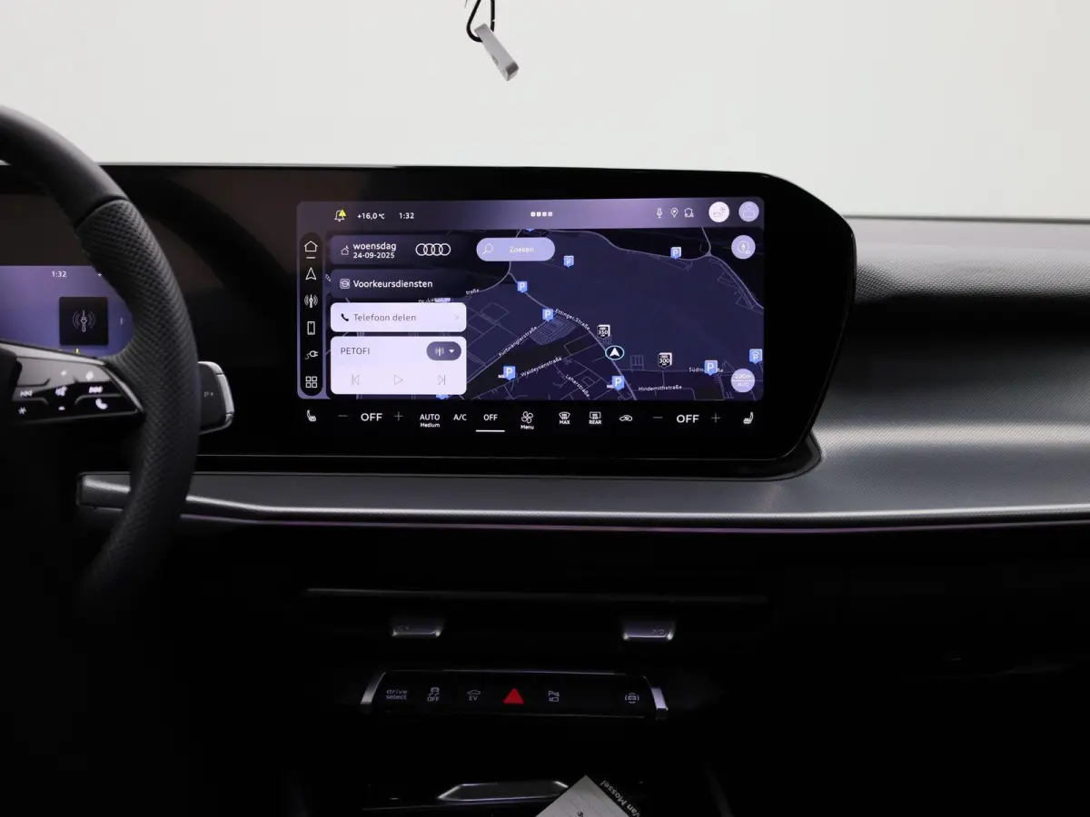 1.5 e-hybrid S edition Naviagatie | Apple Carplay | Adaptieve Cruise Control | Achteruitrij Camera | Airco