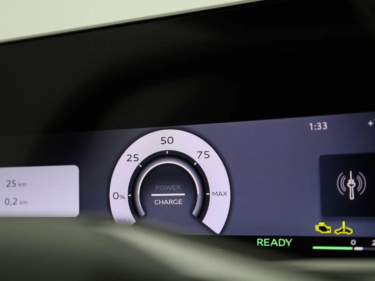 1.5 e-hybrid S edition Naviagatie | Apple Carplay | Adaptieve Cruise Control | Achteruitrij Camera | Airco