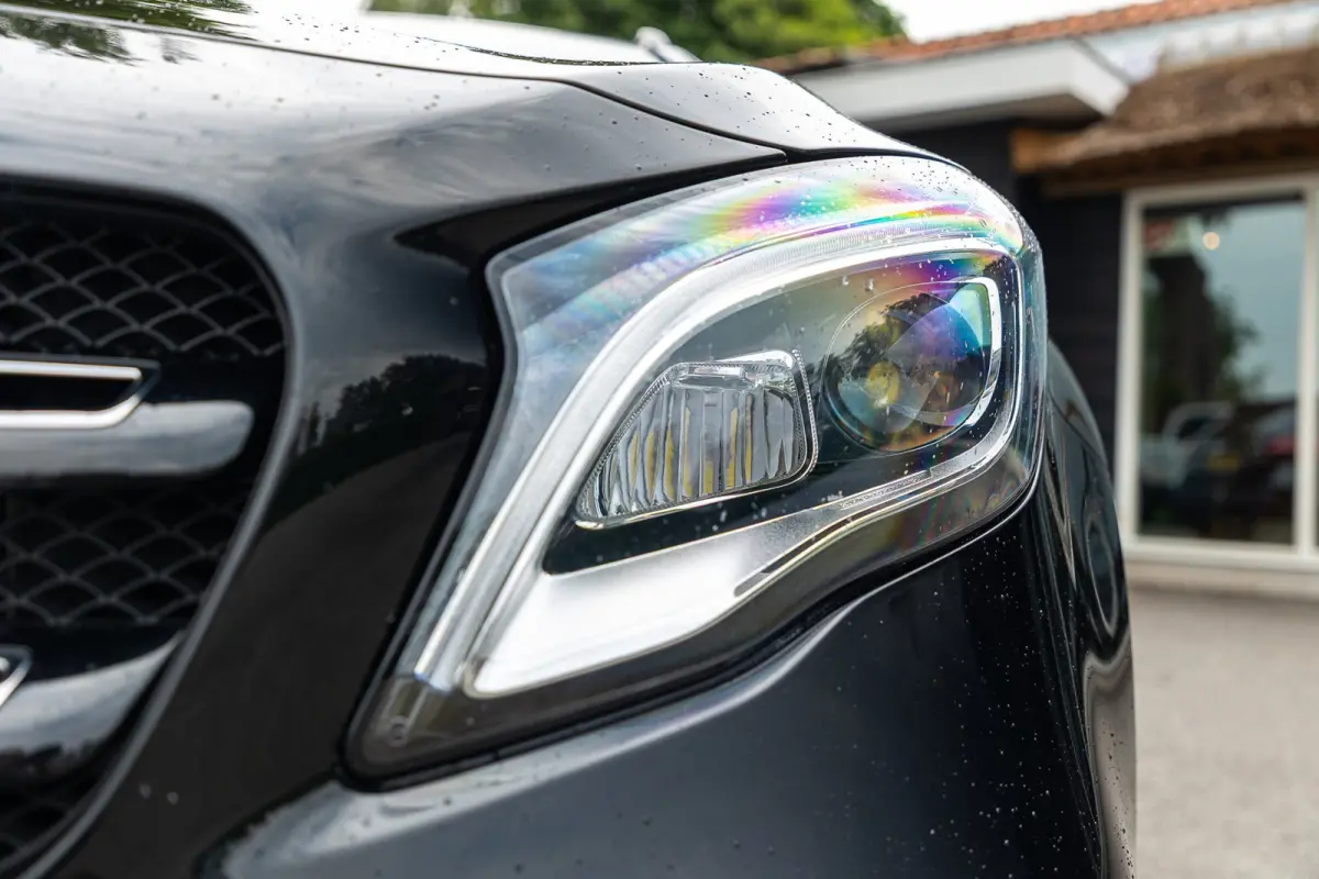180 Business Solution AMG Night Upgrade I Trekhaak I Cruise I Navigatie I 19 Inch I Led I Camera
