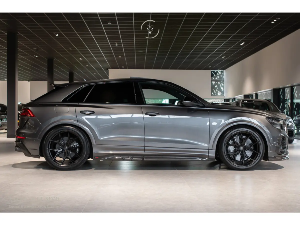 RSQ8 4.0 TFSI Quattro 700PK URBAN|FULL CARBON|23" Vossen|Ceramic|RS Dynamic|B&O 3D Advanced||ACC|Uitlaatsysteem|Keyless|Softclose|Standkachel|360°