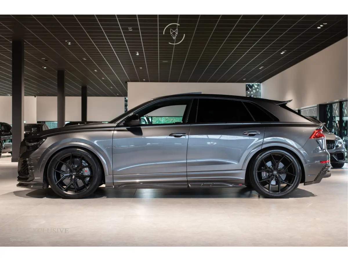 RSQ8 4.0 TFSI Quattro 700PK URBAN|FULL CARBON|23" Vossen|Ceramic|RS Dynamic|B&O 3D Advanced||ACC|Uitlaatsysteem|Keyless|Softclose|Standkachel|360°