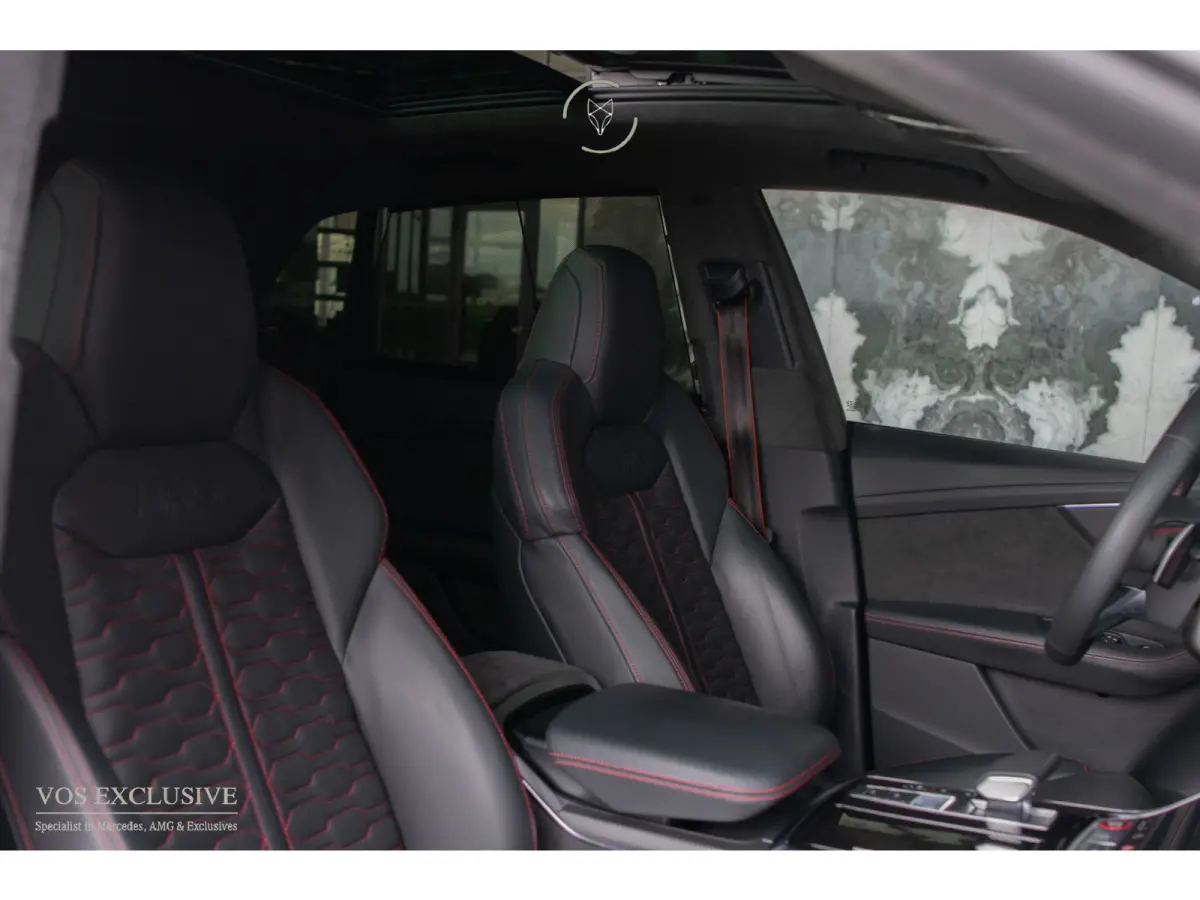 RSQ8 4.0 TFSI Quattro 700PK URBAN|FULL CARBON|23" Vossen|Ceramic|RS Dynamic|B&O 3D Advanced||ACC|Uitlaatsysteem|Keyless|Softclose|Standkachel|360°