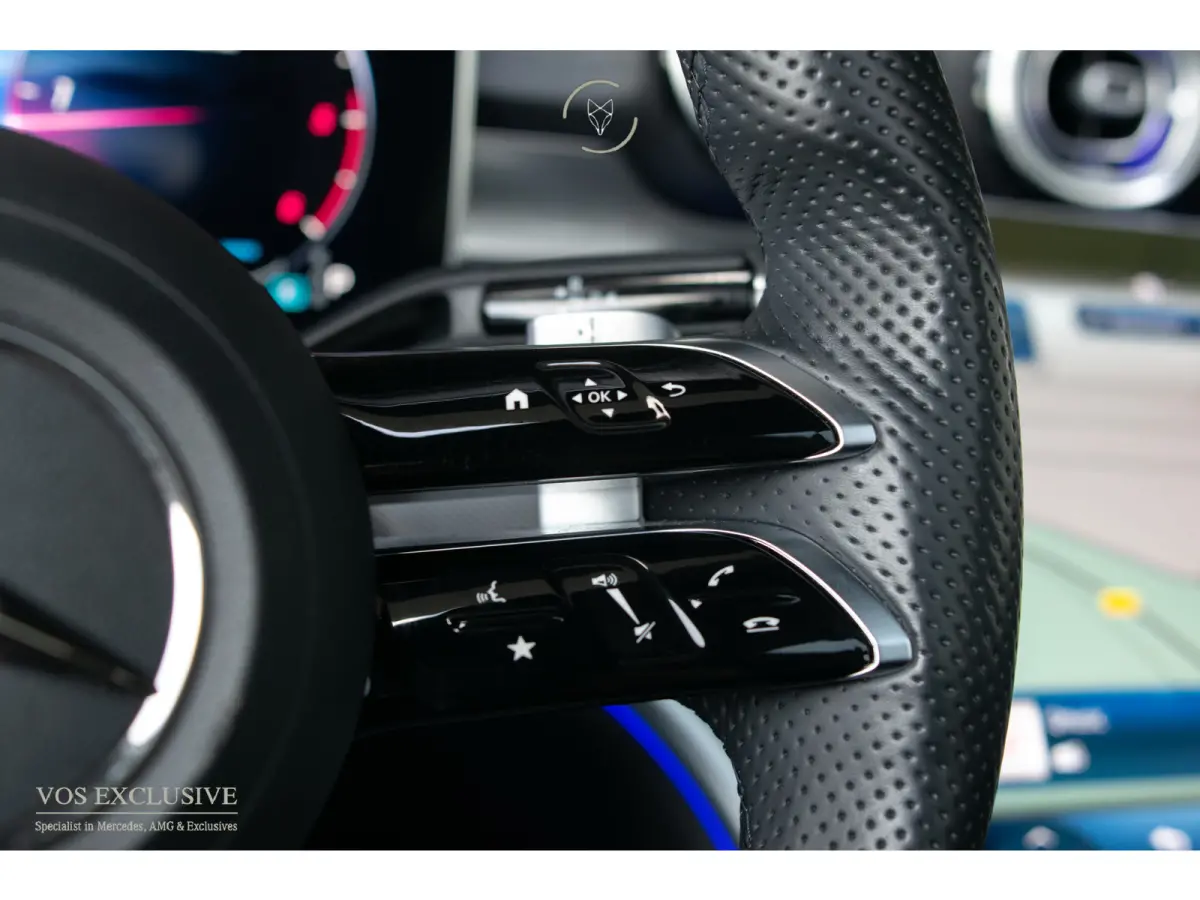 300 d AMG Night|ACC|Keyless|360°|Massage|Stoelkoeling|Mem|Pano|Standkachel|19"|Trekhaak|Digital Light