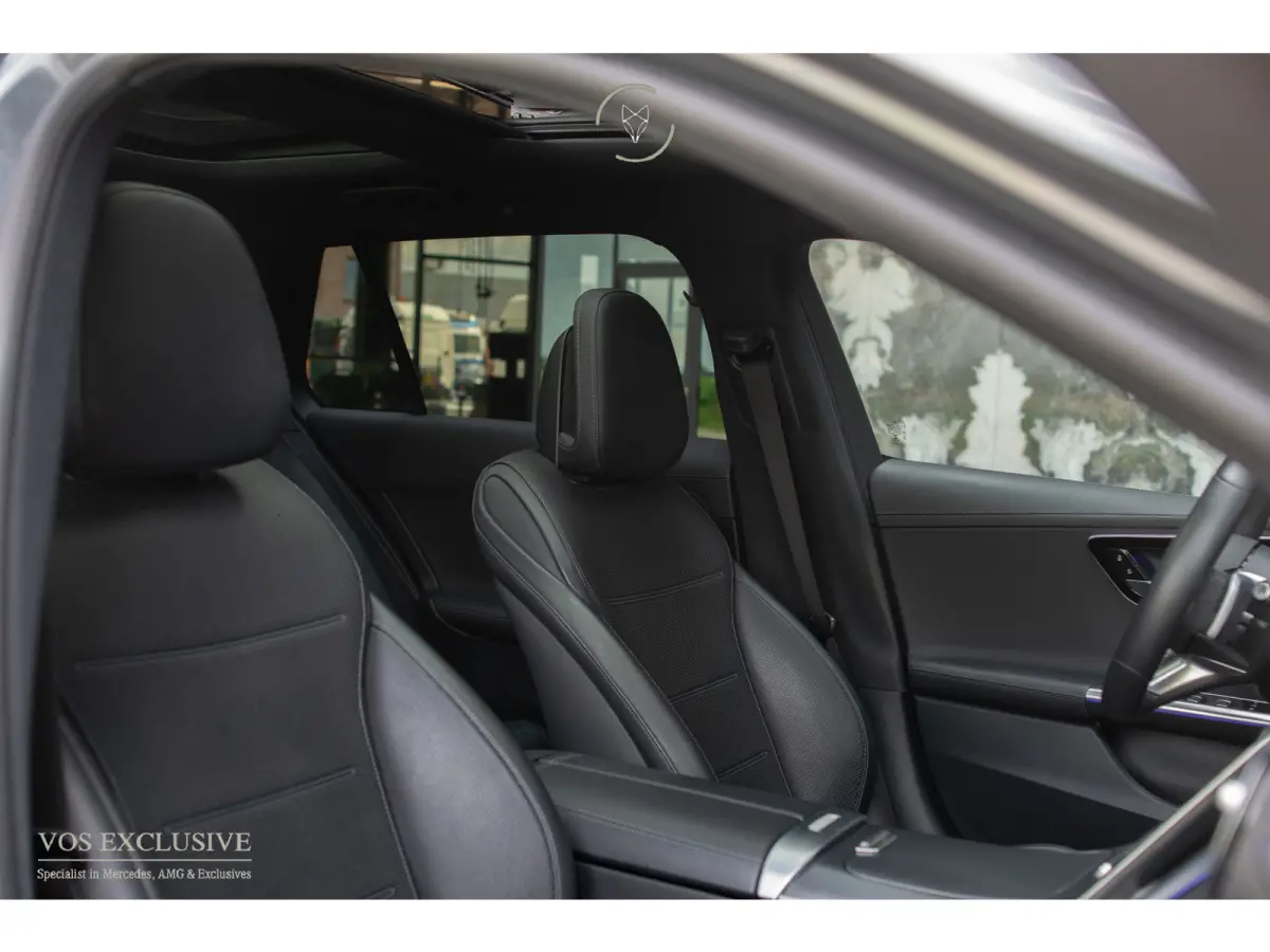 300 d AMG Night|ACC|Keyless|360°|Massage|Stoelkoeling|Mem|Pano|Standkachel|19"|Trekhaak|Digital Light