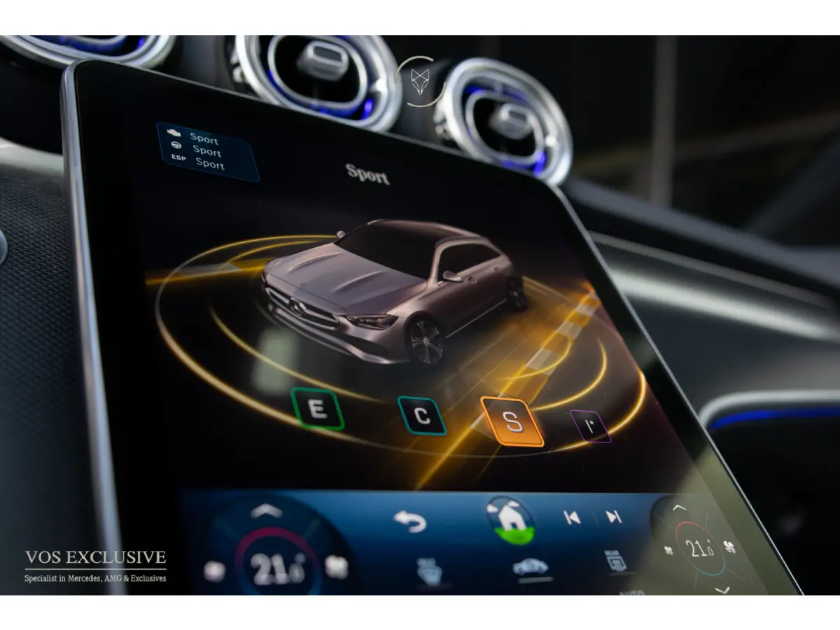300 d AMG Night|ACC|Keyless|360°|Massage|Stoelkoeling|Mem|Pano|Standkachel|19"|Trekhaak|Digital Light