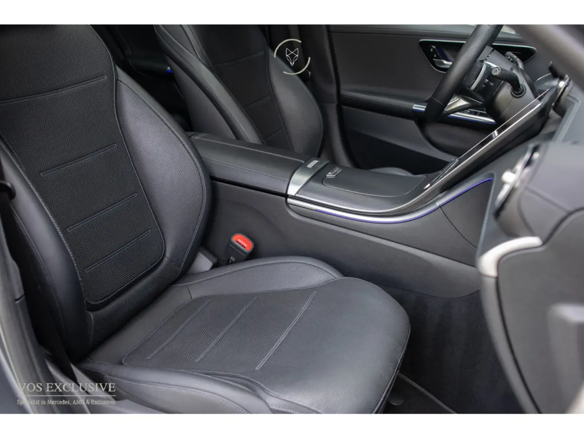 300 d AMG Night|ACC|Keyless|360°|Massage|Stoelkoeling|Mem|Pano|Standkachel|19"|Trekhaak|Digital Light