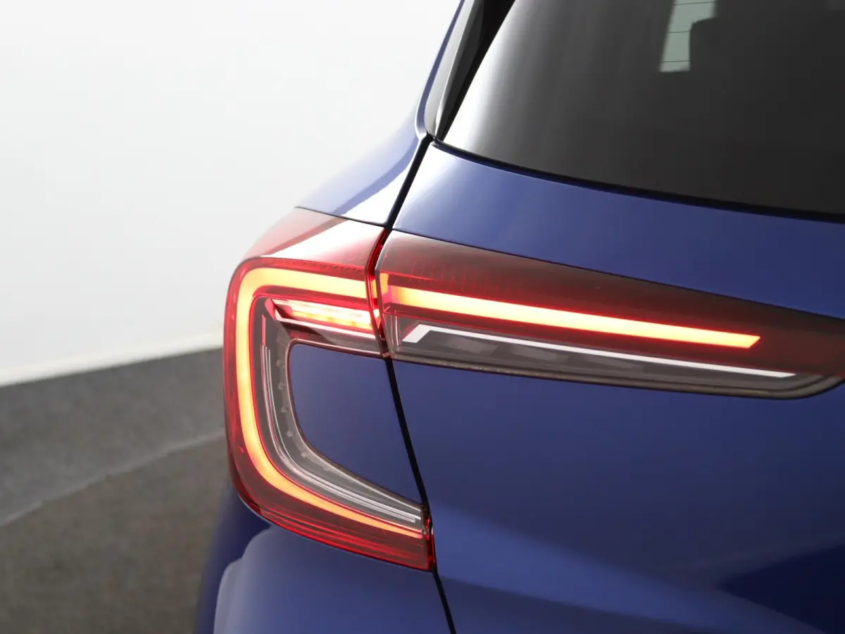 techno E-Tech hybrid 145 | Parkeercamera | Navigatie |