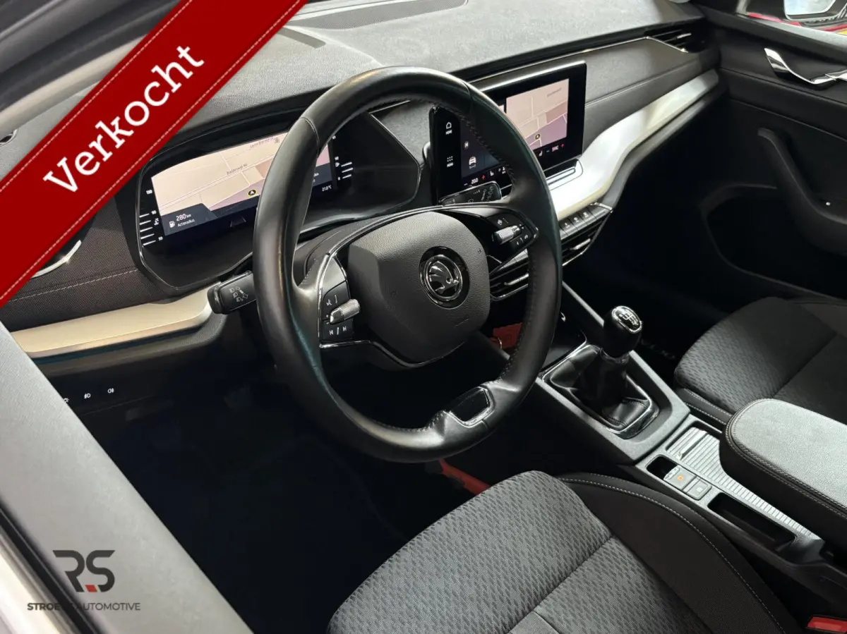 1.5 TSI 150 pk Buss Edition Plus | Navi | ACC | LED | Virtual | DAB | Keyless | Trekh | Org NL |