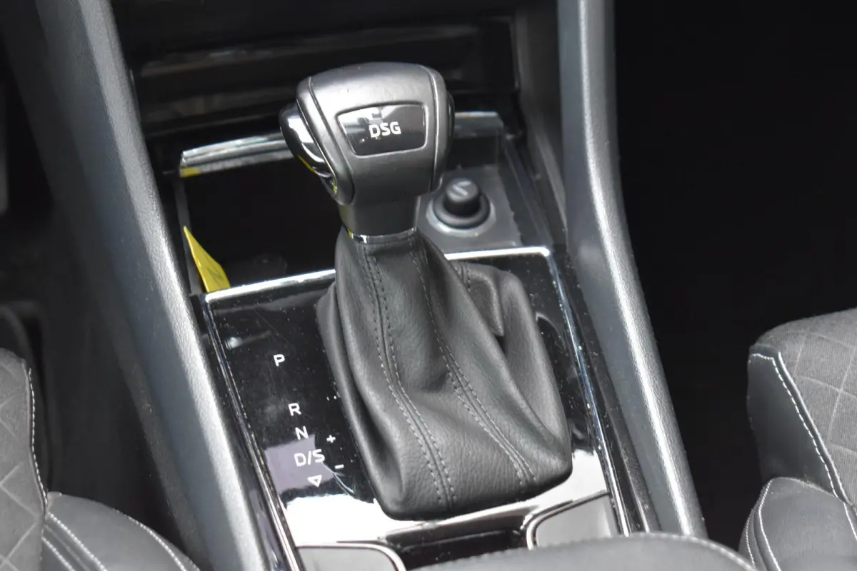 1.5 TSI LEDER LMV NAVIGATIE CRUISE