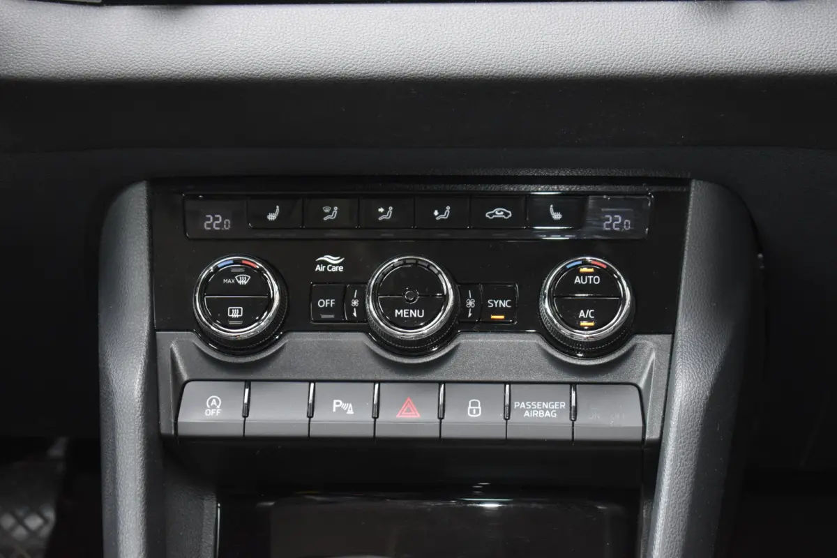 1.5 TSI LEDER LMV NAVIGATIE CRUISE