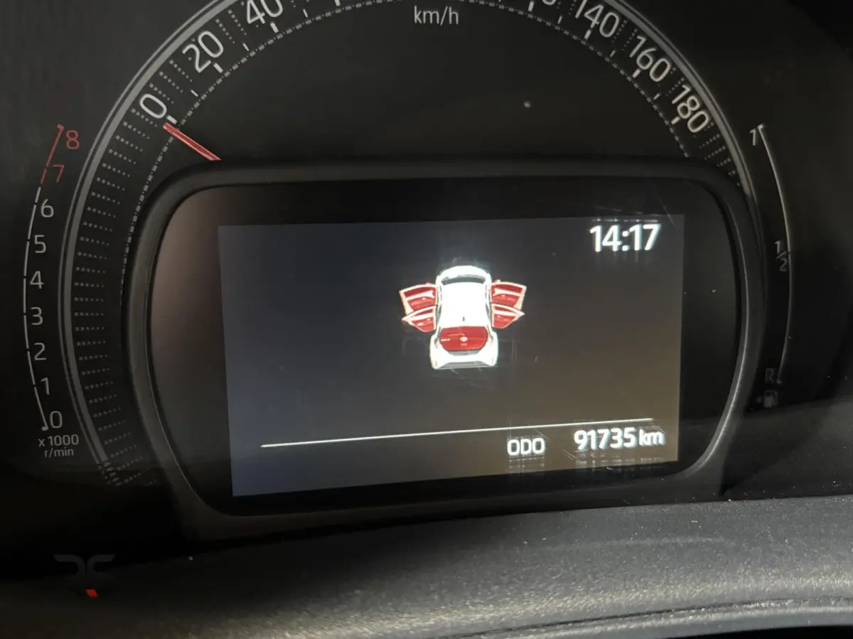 1.0 VVT-i S-CVT Limited