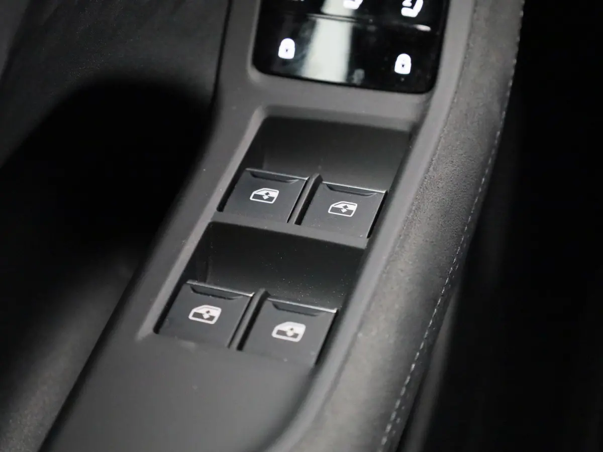 2.0 e-hybrid quattro S Edition 299 PK | Demo |