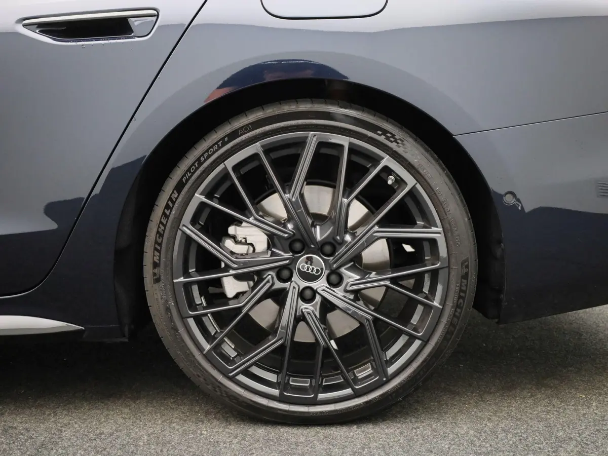 2.0 e-hybrid quattro S Edition 299 PK | Demo |
