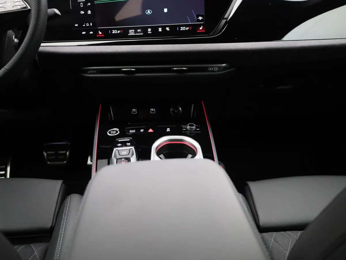 2.0 e-hybrid quattro S Edition 299 PK | Demo |