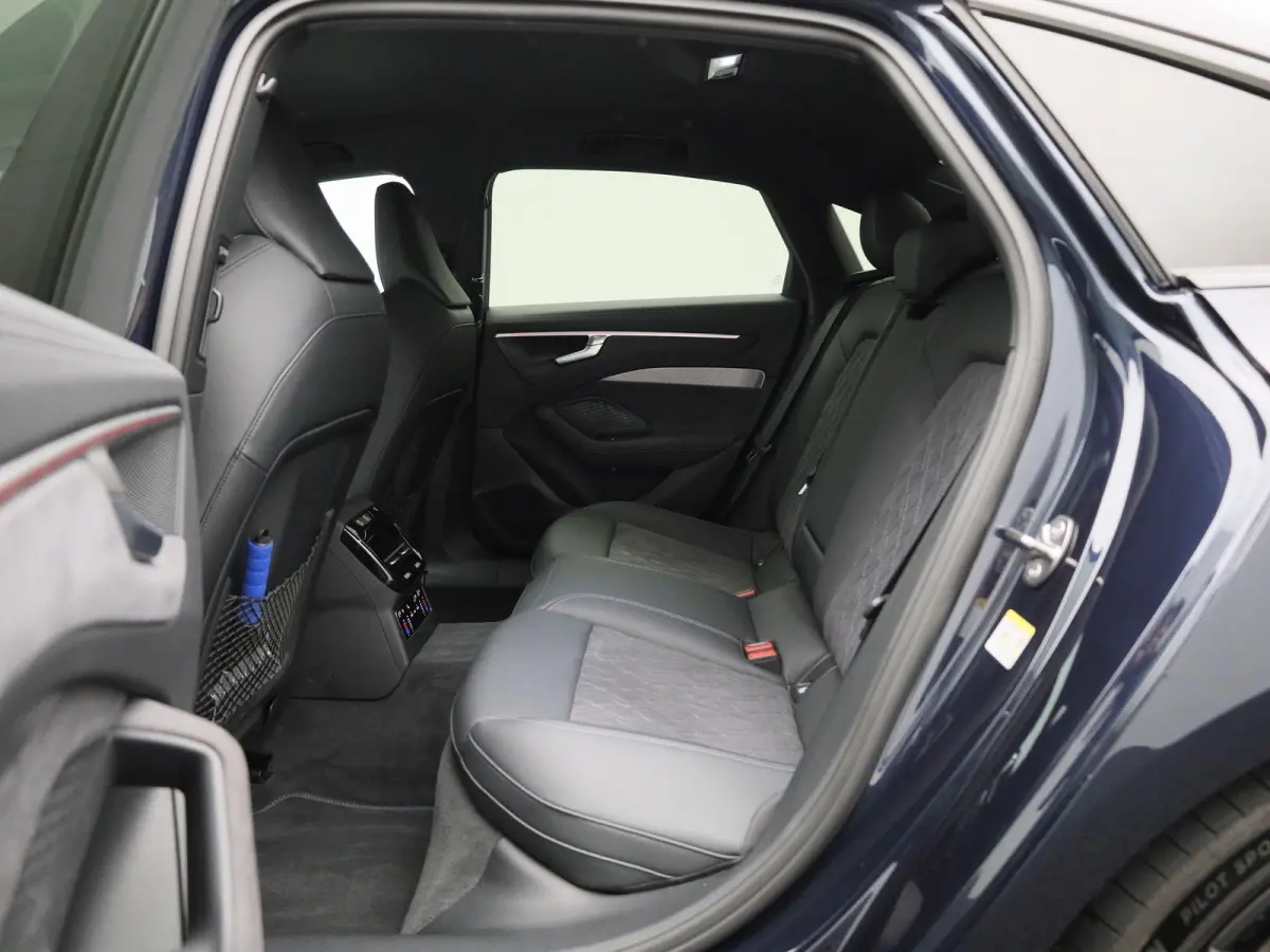 2.0 e-hybrid quattro S Edition 299 PK | Demo |