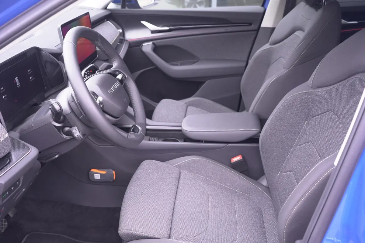 1.5 TSI MHEV Business Edition 7p. 1e Eig. NAP Clima Memory Soudsysteem Apple Carplay Camera 360 7-zits Led koplampen